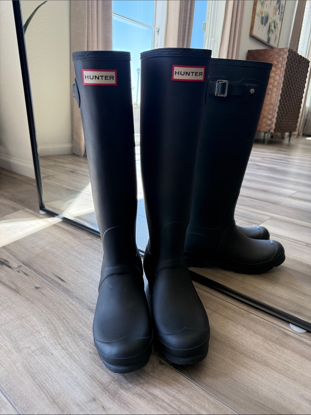 Hunter Matte Black Tall Rubber Rain Boots Size US8